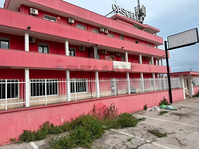 Appartamento trilocale in vendita in Via delle Mammole, Modugno