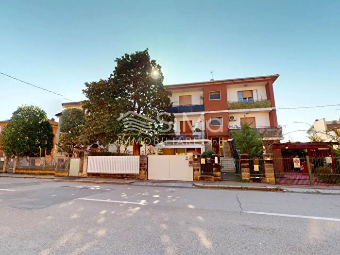 Appartamento trilocale in vendita in Via dalla Chiesa, Castel Maggiore