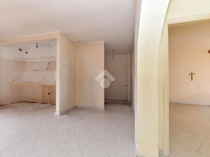 Appartamento trilocale in vendita in Via Pietro Maroncelli, Cagliari