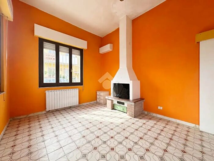 Casa trilocale in vendita in Via delle Pinete, Carrara