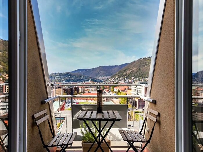 Appartamento monolocale in affitto in Via Palestro a, Como