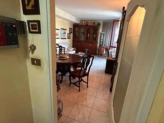 Appartamento trilocale in affitto in Via Guglielmo Marconi, Centro, Orbassano