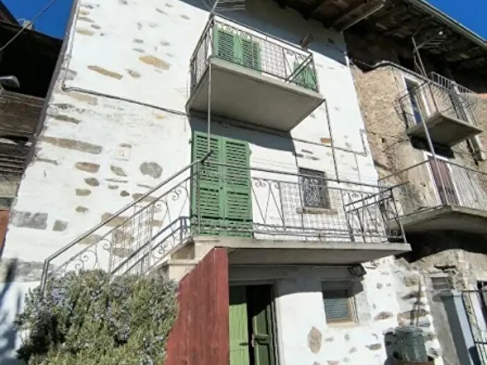 Casa trilocale in vendita in Via Sarne, Piancogno