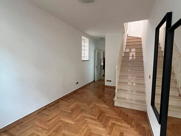 Casa con 5 locali in affitto in Via Trieste, Pisa