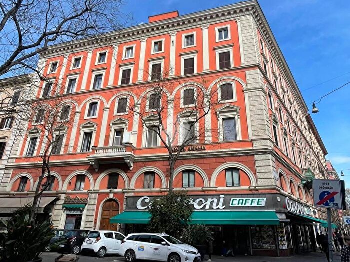 Appartamento bilocale in affitto in Via Germanico, Prati, Roma