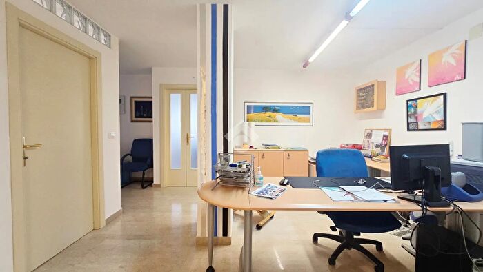 Appartamento quadrilocale in vendita in Via Campania, San Benedetto Del Tronto