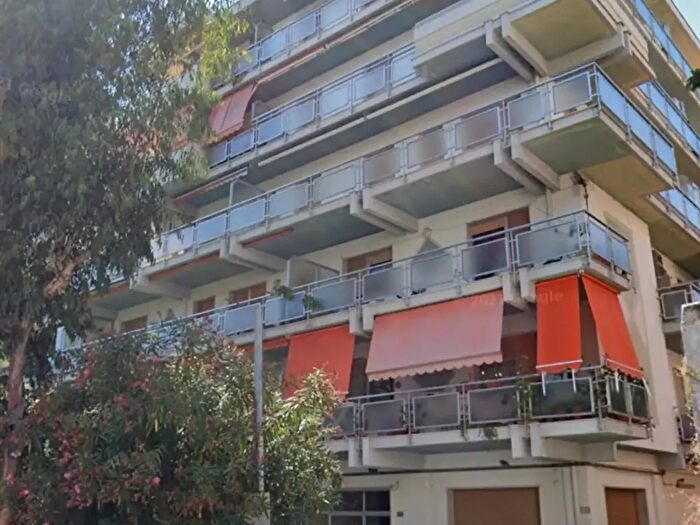 Appartamento con 8 locali in vendita in Via Tacito, Ventimiglia