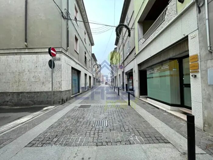 Appartamento bilocale in vendita in Via Roma, Borgonovo Val Tidone