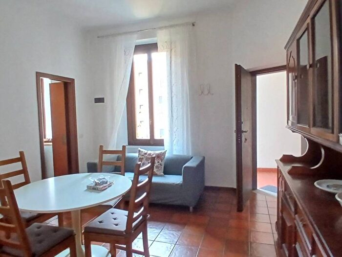Appartamento trilocale in affitto in Via Monte Palombino, Santa Giulia, Milano
