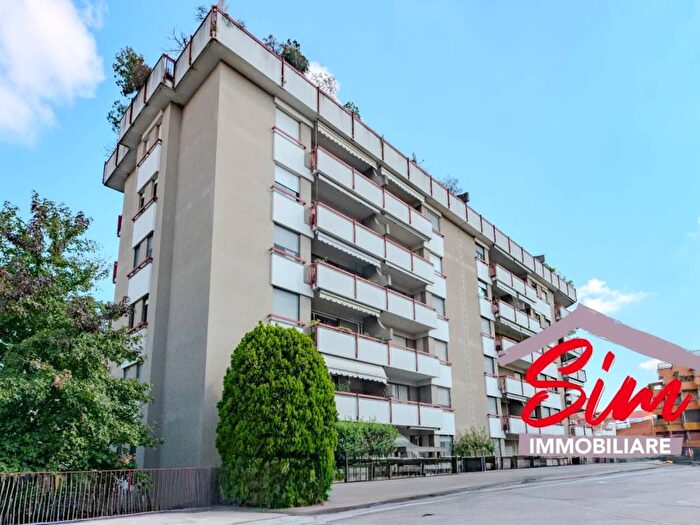 Appartamento con 5 locali in affitto in Via Dellavecchia SNC, San Paolo, Novara