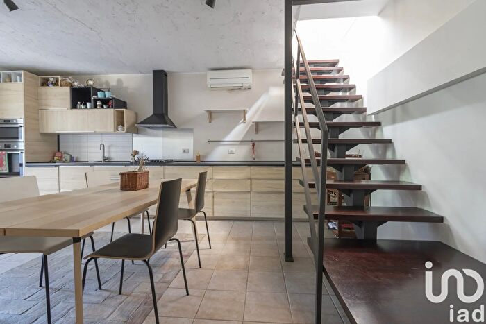 Casa con 5 locali in vendita in Via San Liberato Snc, San Ginesio