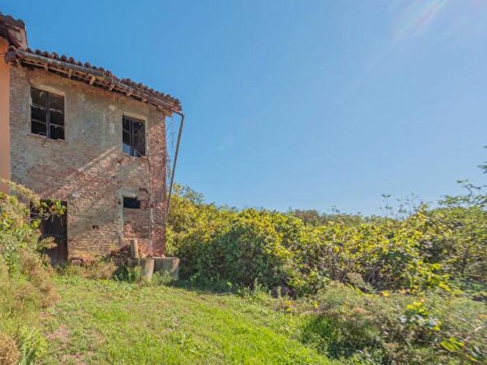 Casa trilocale in vendita in Frazione Vergana, Montemagno