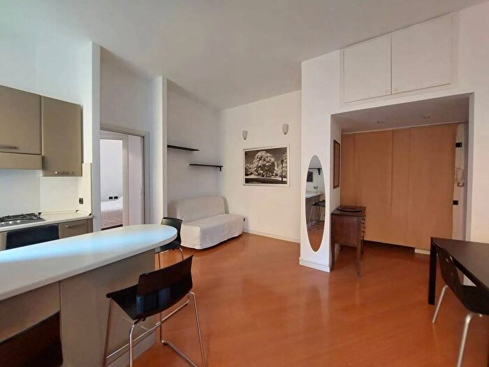 Appartamento bilocale in affitto in Via Emilio Morosini, Cadore, Milano