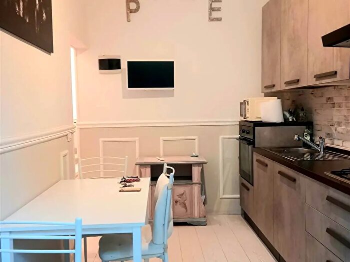 Appartamento trilocale in affitto in Firenze