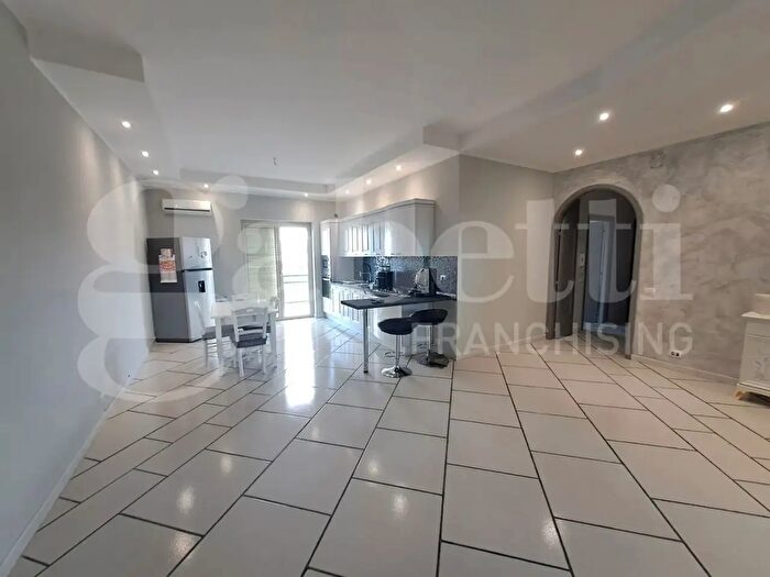 Appartamento con 5 locali in vendita in Via delle Ginestre, Misterbianco