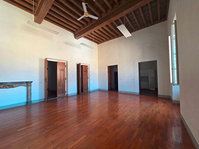 Appartamento con 5 locali in affitto in Signoria Uffizi, Firenze