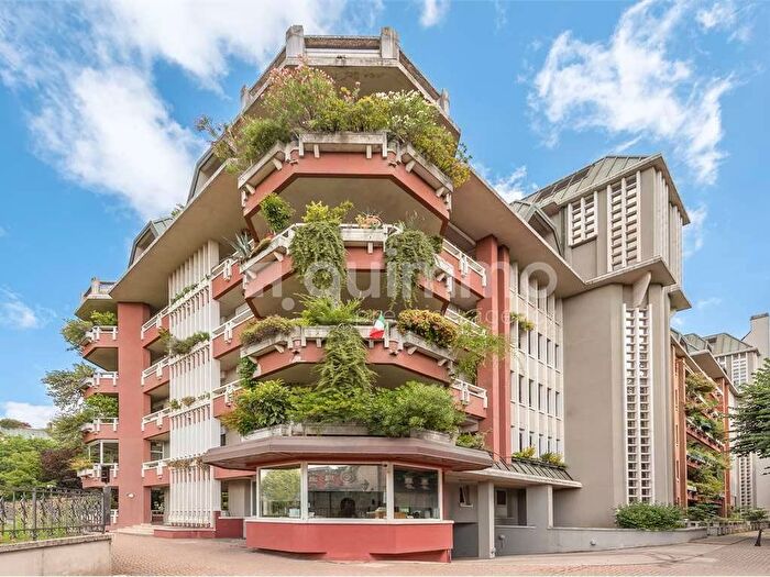 Casa con 6 locali in affitto in Via Fetonte, San Siro, Milano