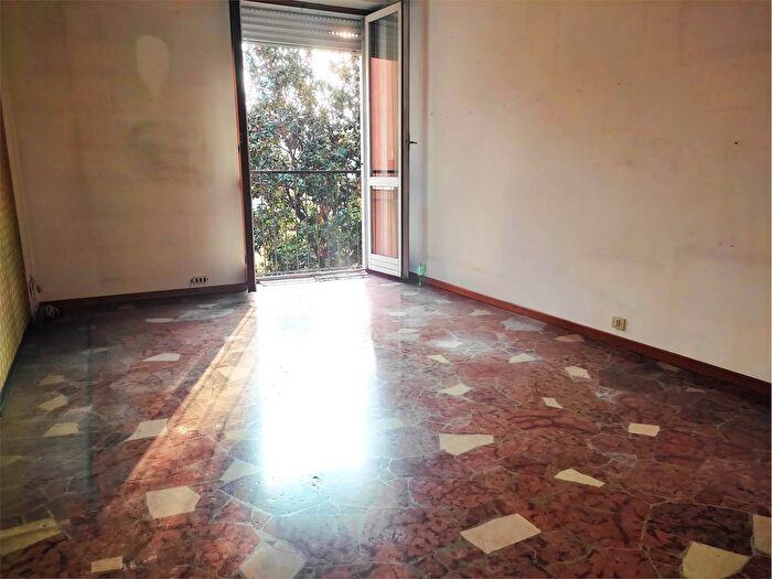 Appartamento trilocale in vendita in Milano MM Cimiano Via Giuba, Milano