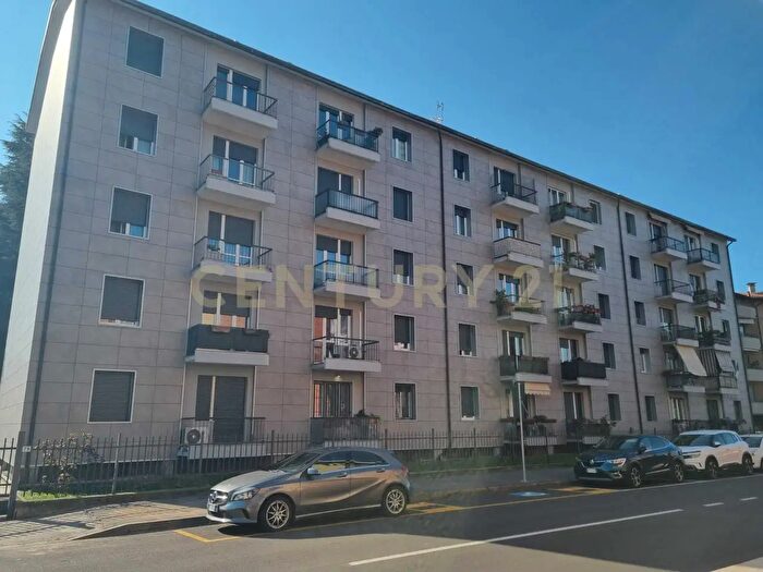 Appartamento bilocale in vendita in Via Casati, Legnano