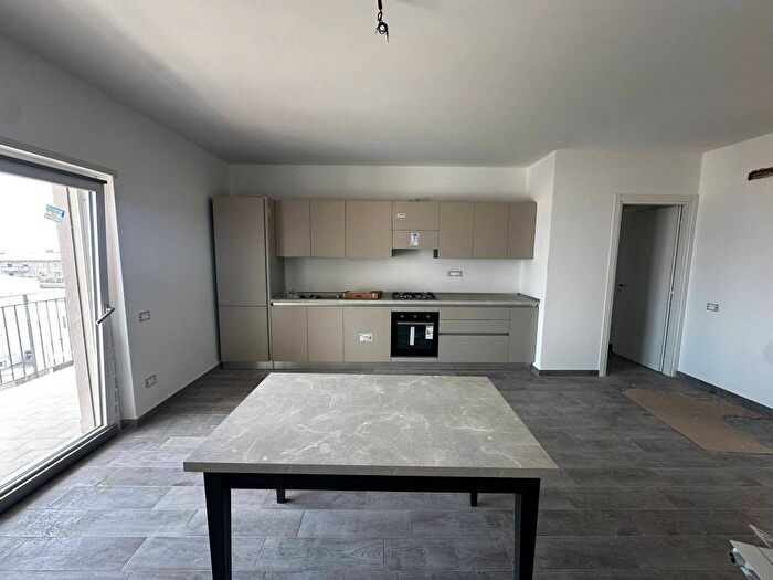 Casa monolocale in affitto in Via Martin Luther King, Soverato Marina, Soverato