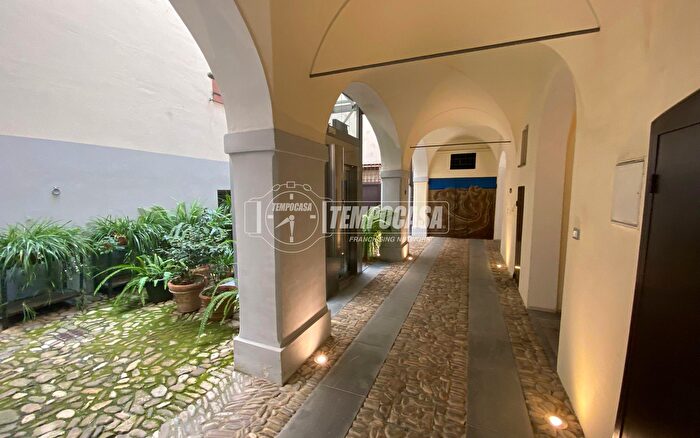 Appartamento trilocale in vendita in Via Cardinale Giovanni Morone, Modena