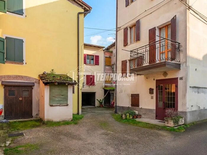 Appartamento quadrilocale in vendita in Castellarano