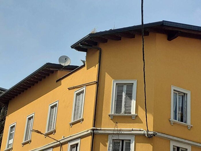 Appartamento bilocale in affitto in Via Milano, Semicentro, Cantù