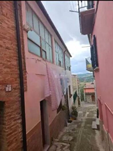 Appartamento quadrilocale in vendita in Largo San Biase, Campodipietra