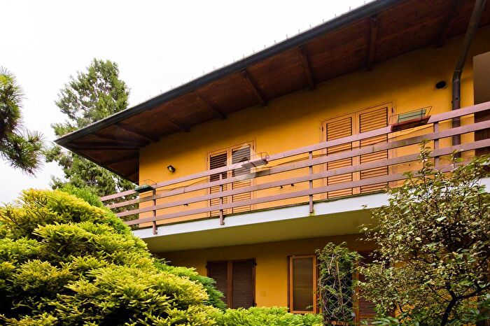 Appartamento con 5 locali in affitto in Via Circonvallazione, Pecetto Torinese