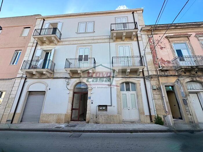 Appartamento trilocale in vendita in Riviera Dionisio Il Grande, Siracusa