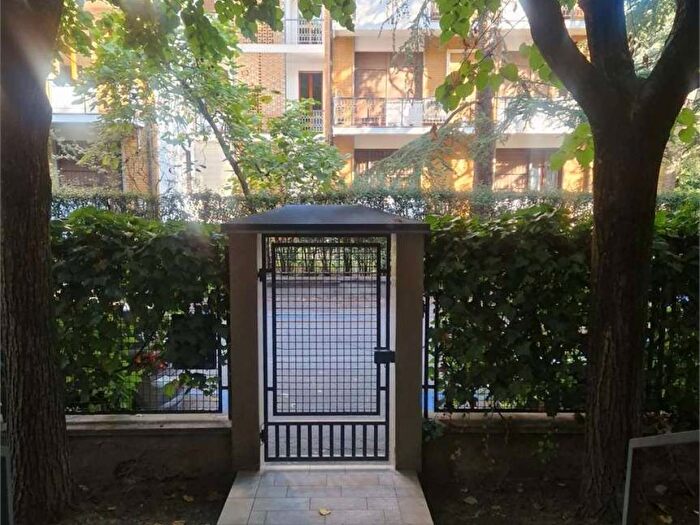 Appartamento con 6 locali in affitto in Viale risorgimento, Ospedale Villaggio Manenti, Reggio Emilia