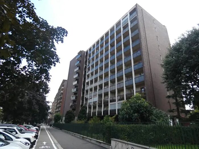 Appartamento quadrilocale in vendita in Corso Cosenza, Torino