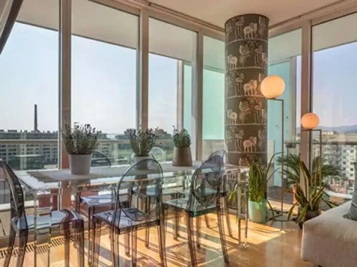 Appartamento quadrilocale in vendita in Via della Calata, Savona