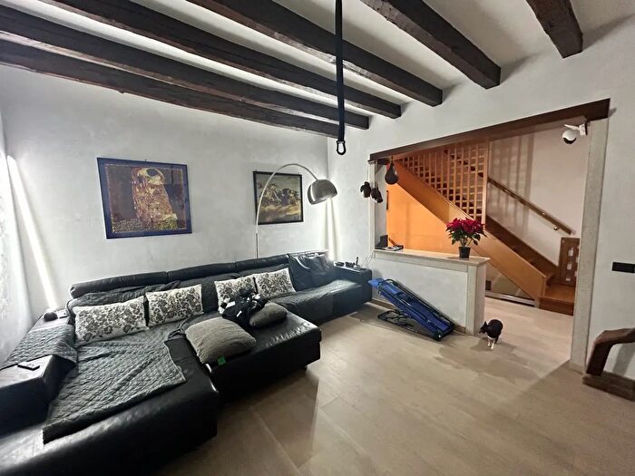 Casa con 5 locali in vendita in Venezia