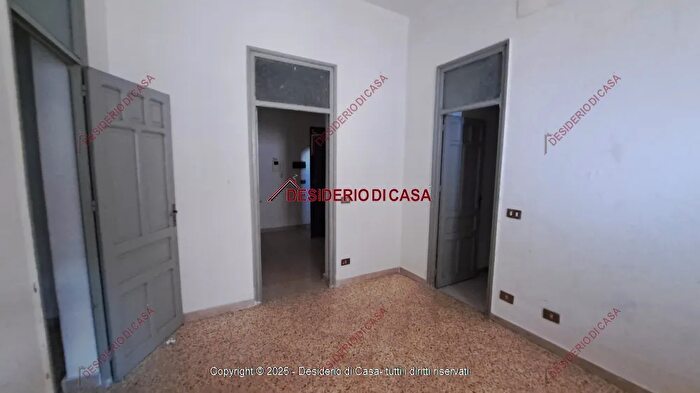 Appartamento con 8 locali in vendita in Via Piave Carini Palermo Sicilia Italia, Carini