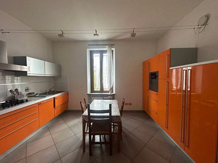 Appartamento quadrilocale in affitto in Via Cernaia, Centro, Savigliano