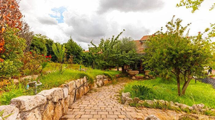 Casa con 8 locali in vendita in Via della Lira Roma Roma Guidonia Montecelio, Guidonia Montecelio