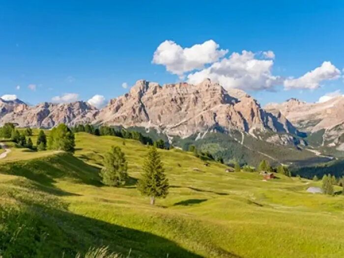 Casa bilocale in vendita in Strada Planac, Corvara In Badia