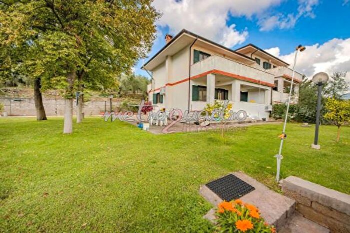 Casa con 6 locali in vendita in Itri