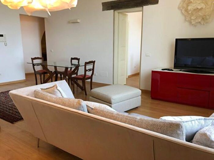 Appartamento quadrilocale in affitto in Via Ulisse Rocchi, Perugia