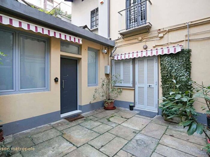 Appartamento monolocale in affitto in Via Accademia Albertina, Via della Rocca, Torino