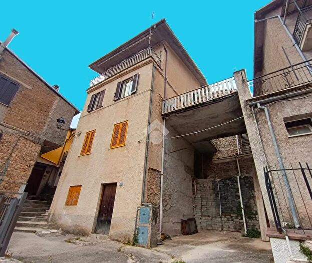 Appartamento bilocale in vendita in Via Pallucci, Piglio