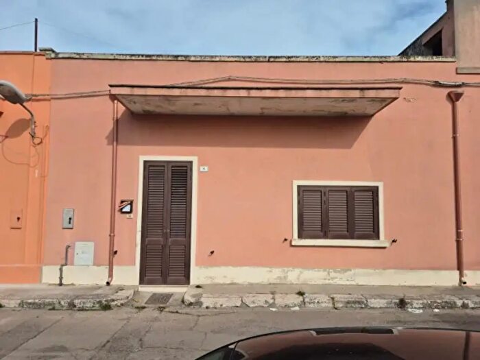 Appartamento con 5 locali in vendita in Via Alessandro Manzoni, Vernole