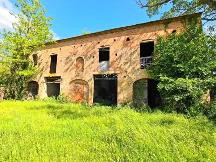 Casa con 6 locali in vendita in Zona Periferia, Castelfiorentino