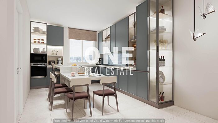 Appartamento trilocale in vendita in Via Francesco Baracca, Rho