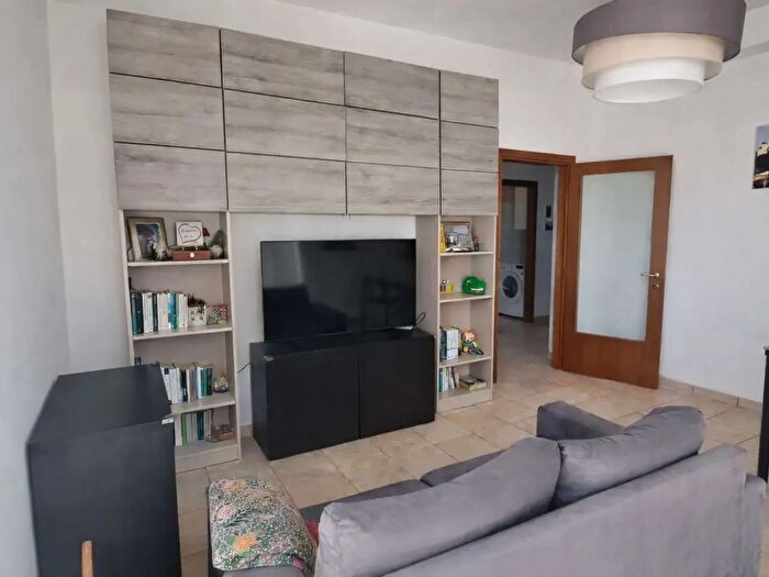 Appartamento con 5 locali in vendita in Via Montegrappa, Ancona