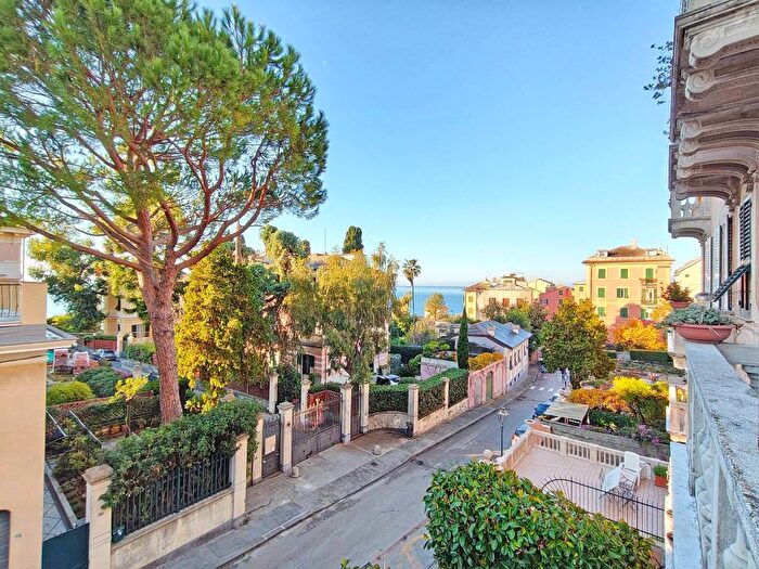 Appartamento quadrilocale in affitto in Via Giuseppe Mazzini, Centro, Bogliasco