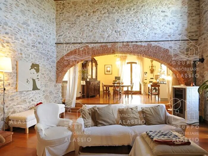 Casa in vendita in Via Cavour, Albenga