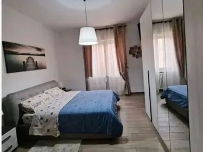 Appartamento trilocale in affitto in Via Giorgio De Chirico, Monza