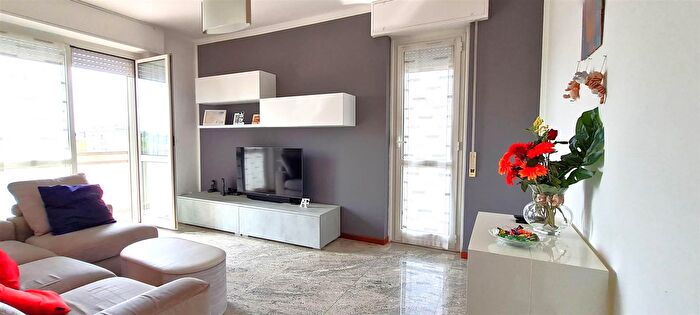 Appartamento trilocale in vendita in Via Appiani, Cinisello Balsamo